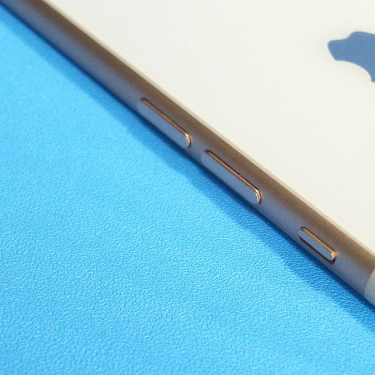 au iPhone8 64GB �������  390