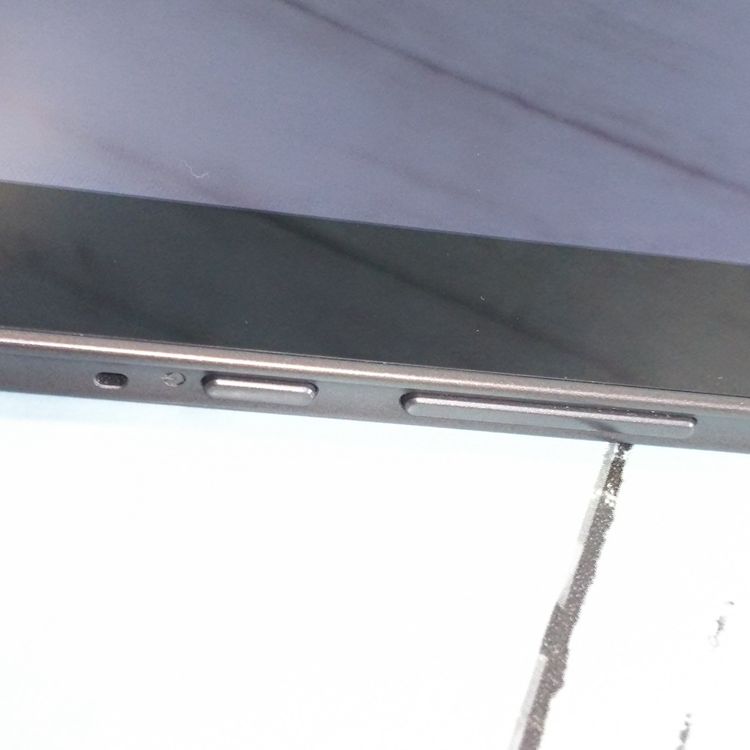 docomo arrows Tab F-02K Black �֥�å�  684