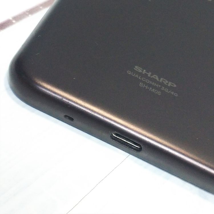 SHARP AQUOS sense lite SH-M05 �֥�å� [�����]  310