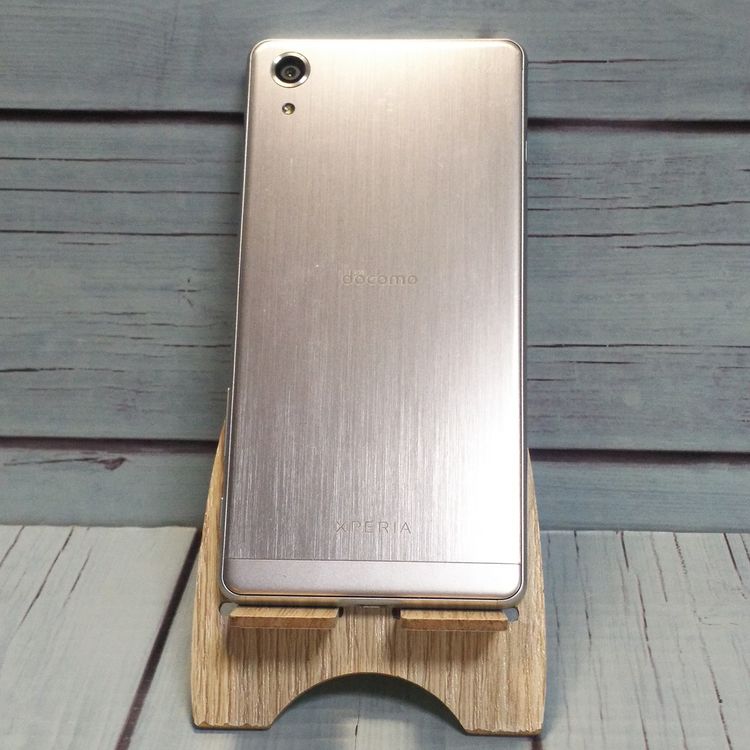 docomo Xperia X Performance SO-04H �ۥ磻�� ����С�  704