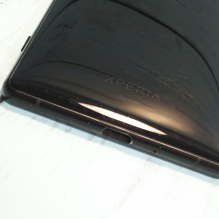 docomo SONY Xperia XZ2 64GB �֥�å� SO-03K  110