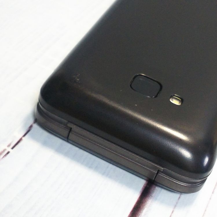 au ������ GRATINA �� KYF39 ˡ�ͥ�ǥ� �����쥹��������  744