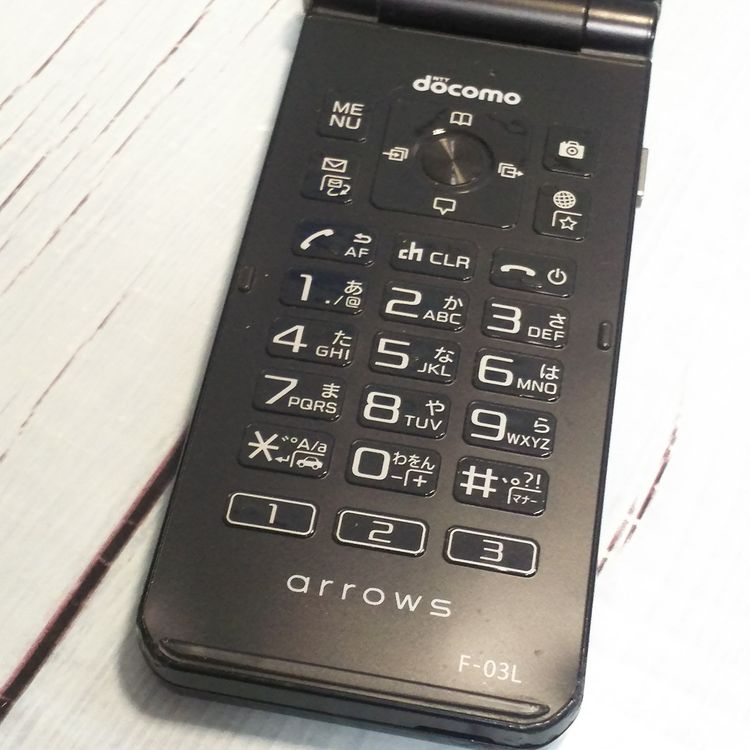 docomo arrows �ٻ��� �������� F-03L �֥�å�  980