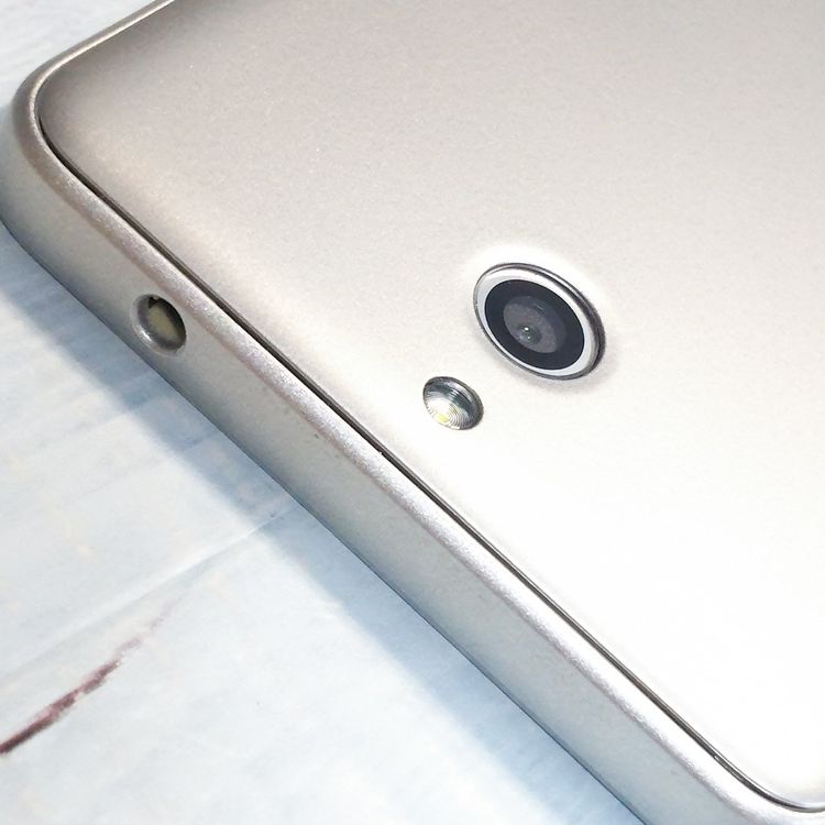 Y!mobile ������ ���󤿤󥹥ޥ� 705KC ����С�  654