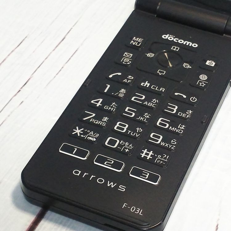 docomo arrows �ٻ��� �������� F-03L �֥�å�  113