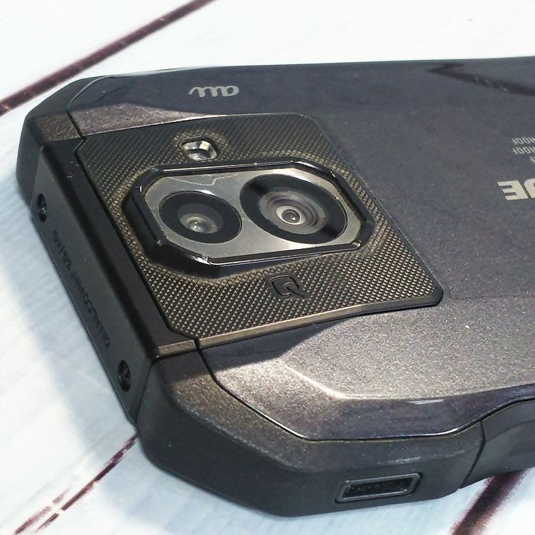 au ������ TORQUE G04 �֥�å� KYV46  057