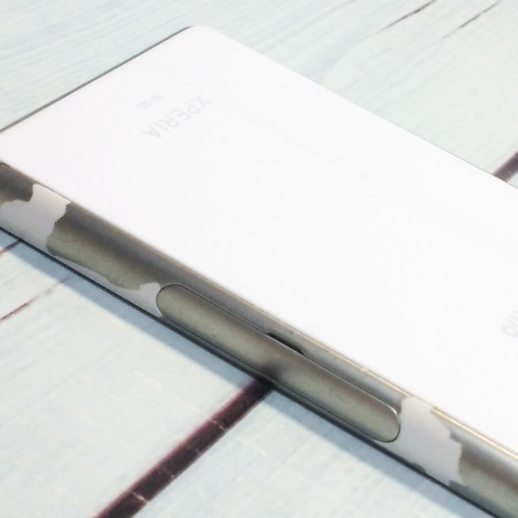 docomo Xperia Ace SO-02L �ۥ磻��  721