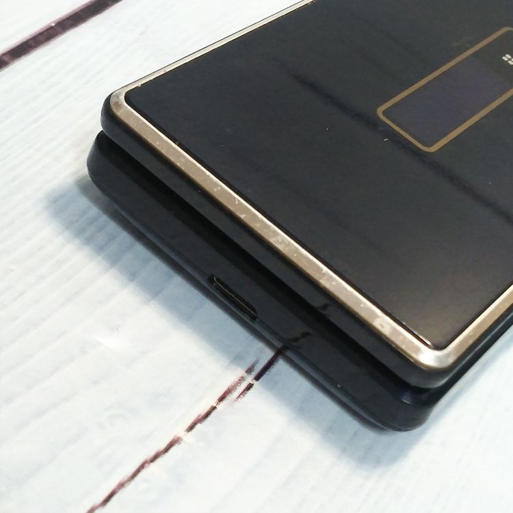 docomo SHARP SH-03H �֥�å� �����쥹����   862