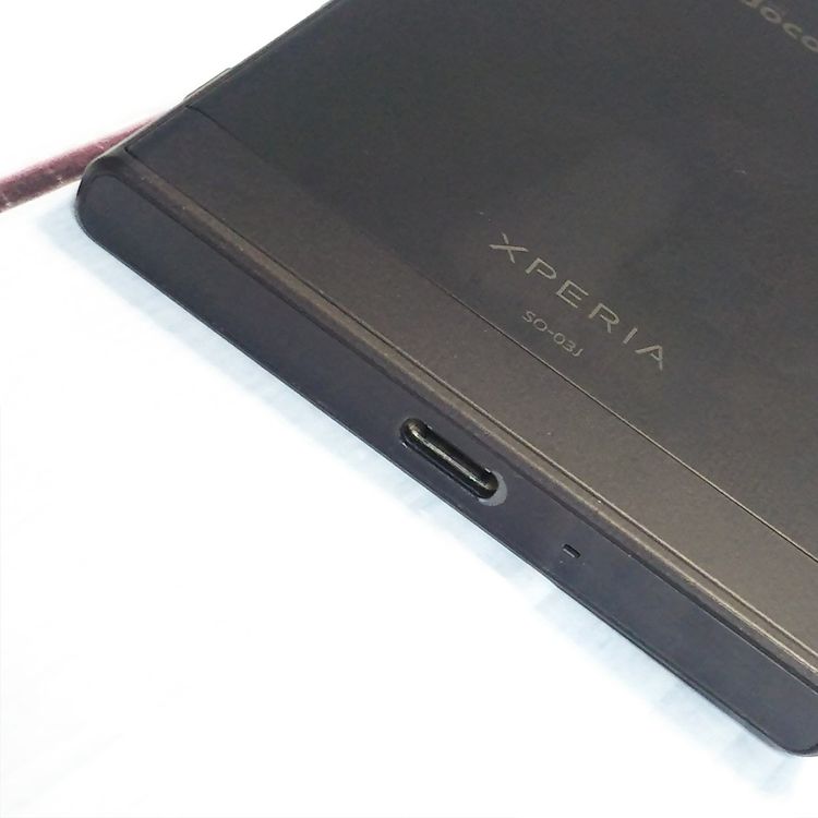 docomo Xperia XZs SO-03J BLACK �֥�å�  831
