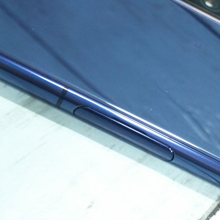 au Xperia5 SOV41 �֥롼  672