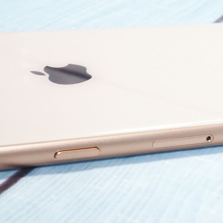 SoftBank iPhone8 64GB �Хåƥ꡼93% �������  671