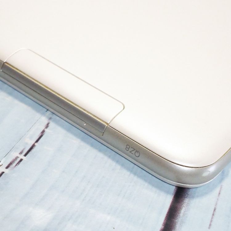 au KYOCERA Qua tab QZ8 KYT32 ���եۥ磻��  771