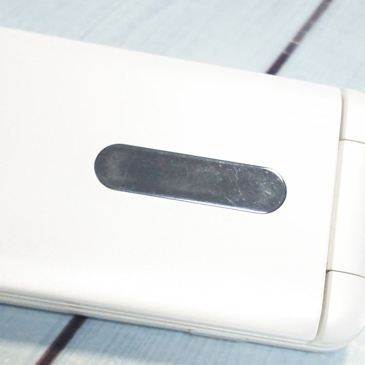 KYOCERA au GRATINA 4G KYF31 White  �ۥ磻��  083