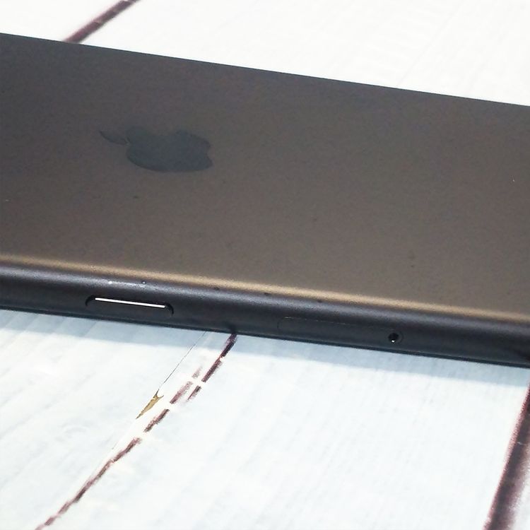 SoftBank iPhone7 32GB �֥�å�  867