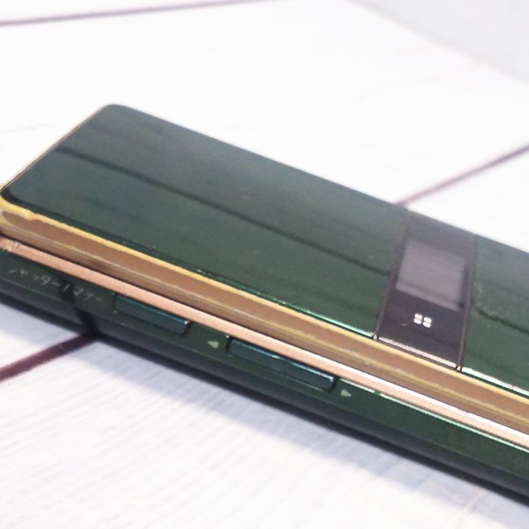 au SHARP AQUOS K SHF33 ������륰�꡼��  121