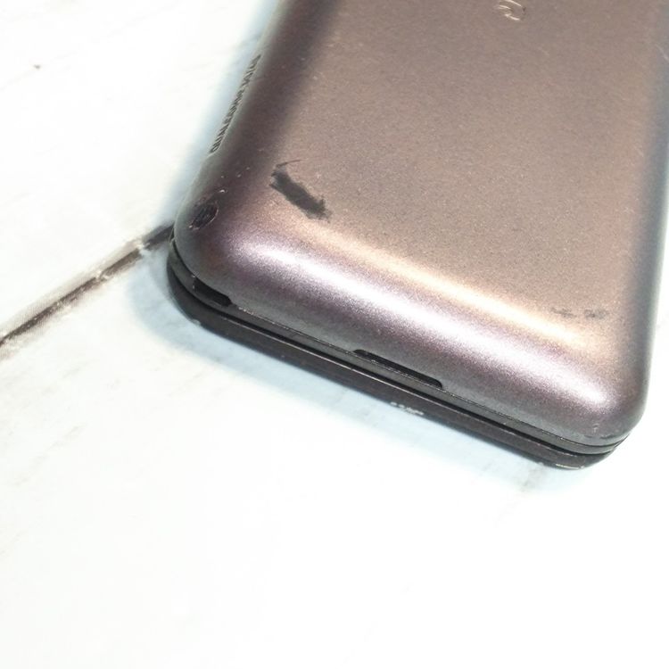 KYOCERA au GRATINA 4G BLACK KYF31  751