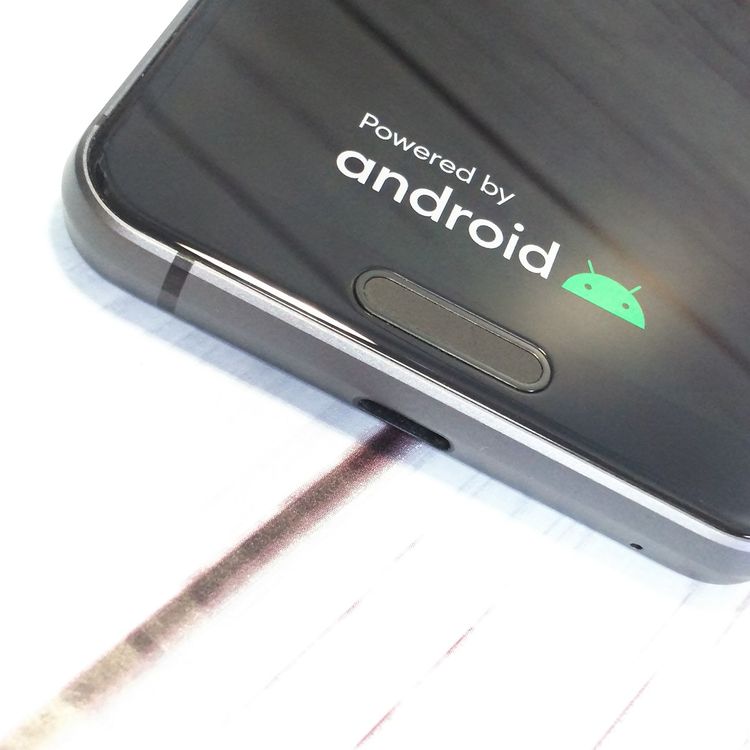 au AQUOS sense3 SHV45 �֥�å�  300