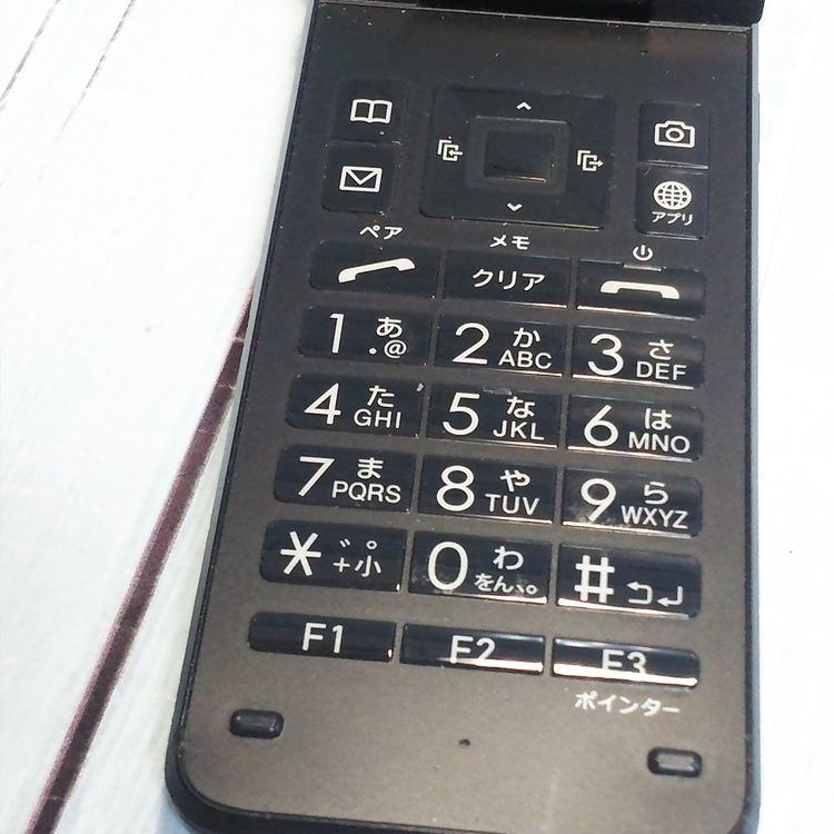 au GRATINA KYF42 �֥�å� ������ SIM���å�  134