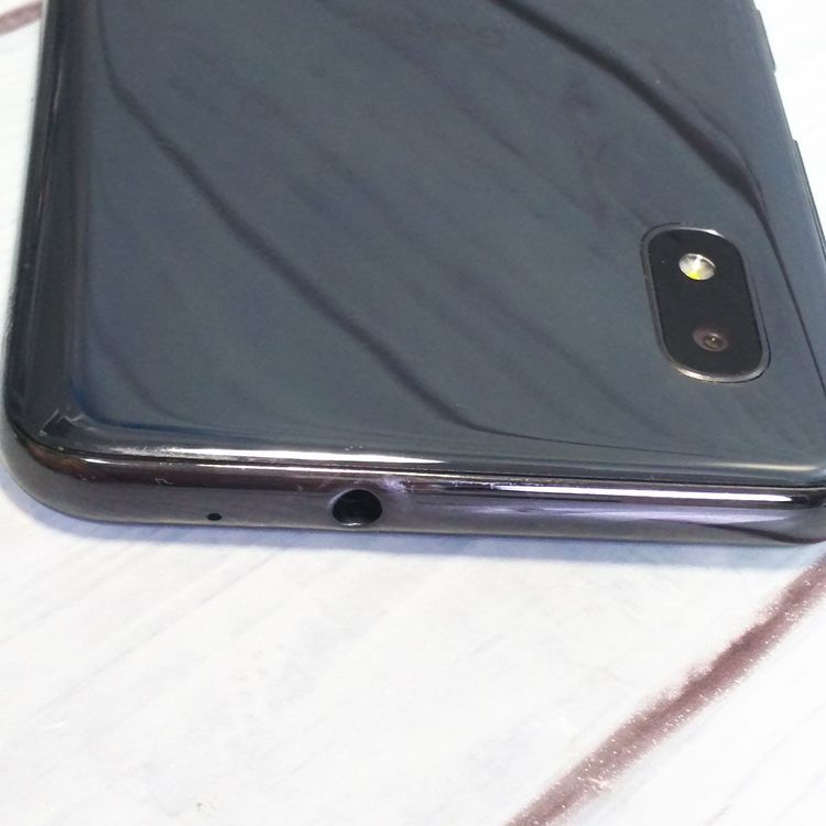 au Galaxy A20 SCV46 Black  635