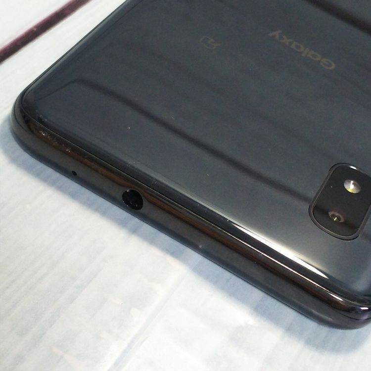 au Galaxy A20 SCV46 Black  360