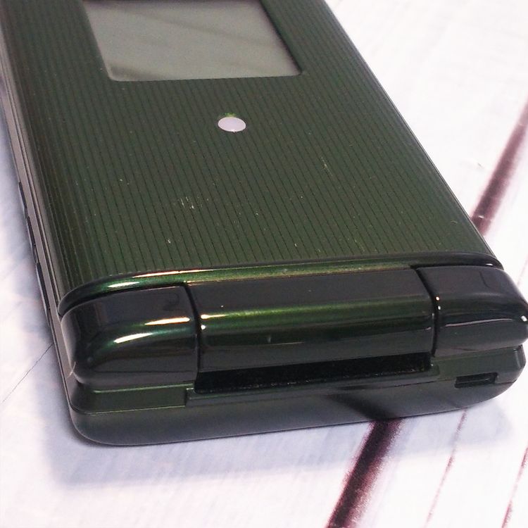 KYOCERA au KYF36 ���󤿤󥱡����� GREEN  522