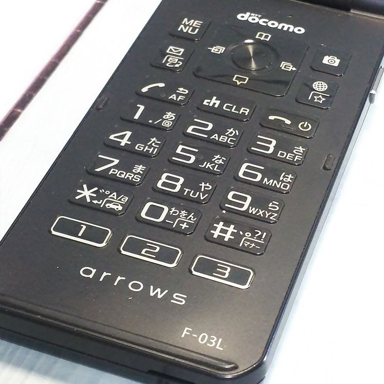 docomo arrows �ٻ��� �������� F-03L �֥�å�  822