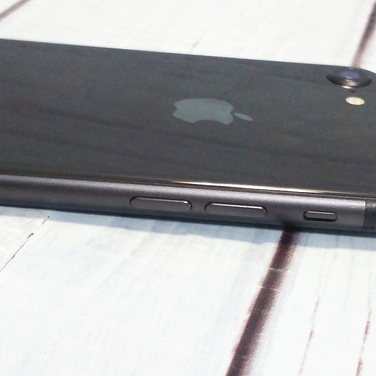 docomo iPhone8 64GB ���ڡ������졼  144