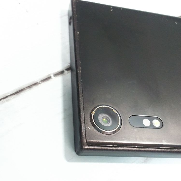 SONY Xperia XZs SOV35 au �֥�å�  695