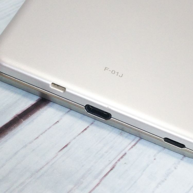 docomo FUJITSU Arrows NX F-01J �ۥ磻��  848