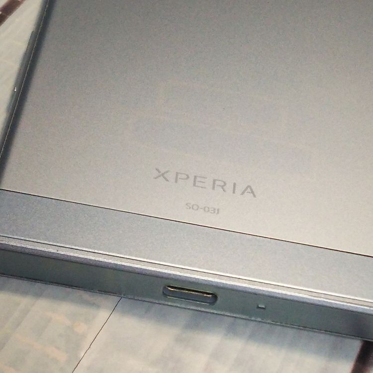 docomo Xperia XZs SO-03J IceBlue  606
