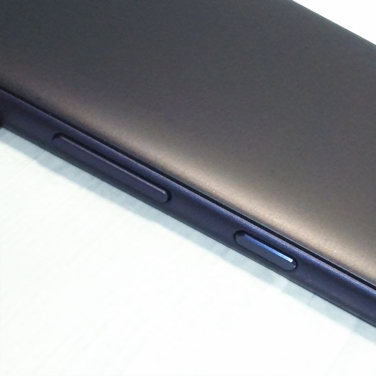 au Qua phone QZ ������ KYV44 ����ǥ���  567