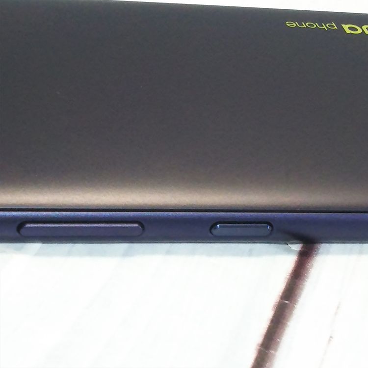 au Qua phone QZ ������ KYV44 ����ǥ���  641