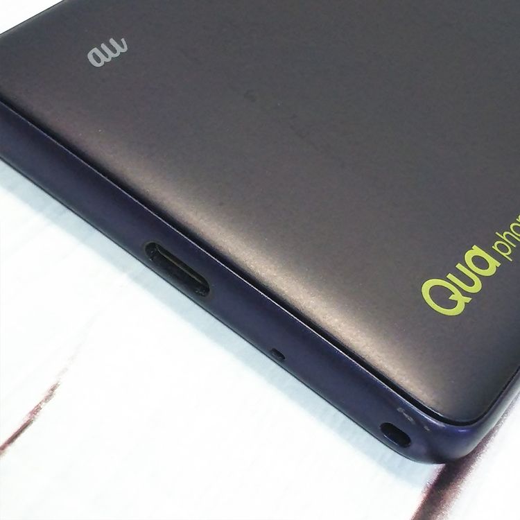 au Qua phone QZ ������ KYV44 ����ǥ���  185