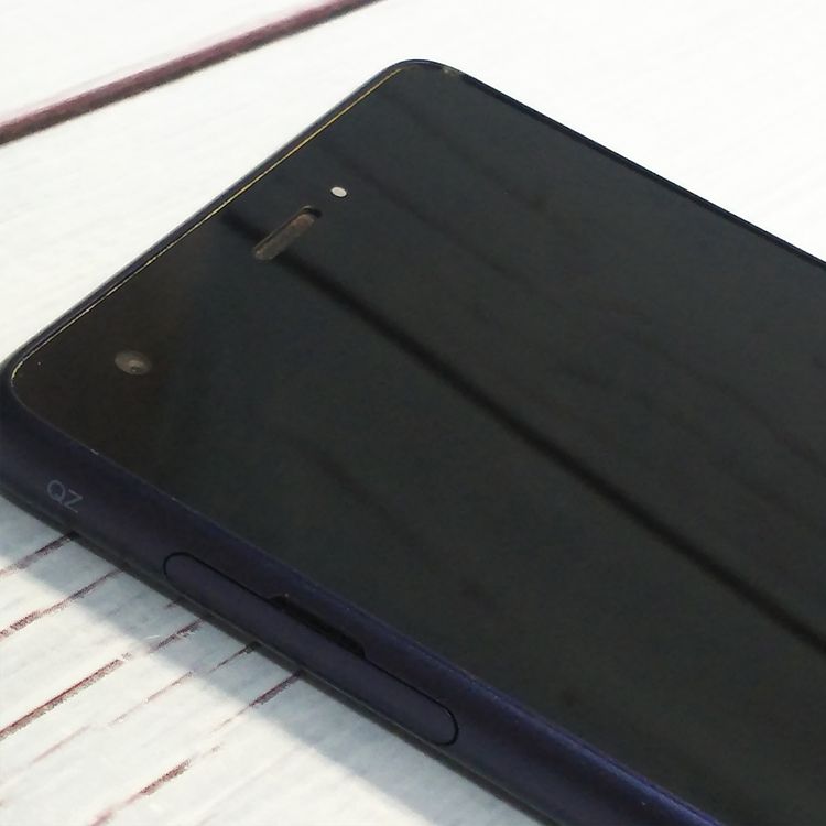 au Qua phone QZ ������ KYV44 ����ǥ���  890