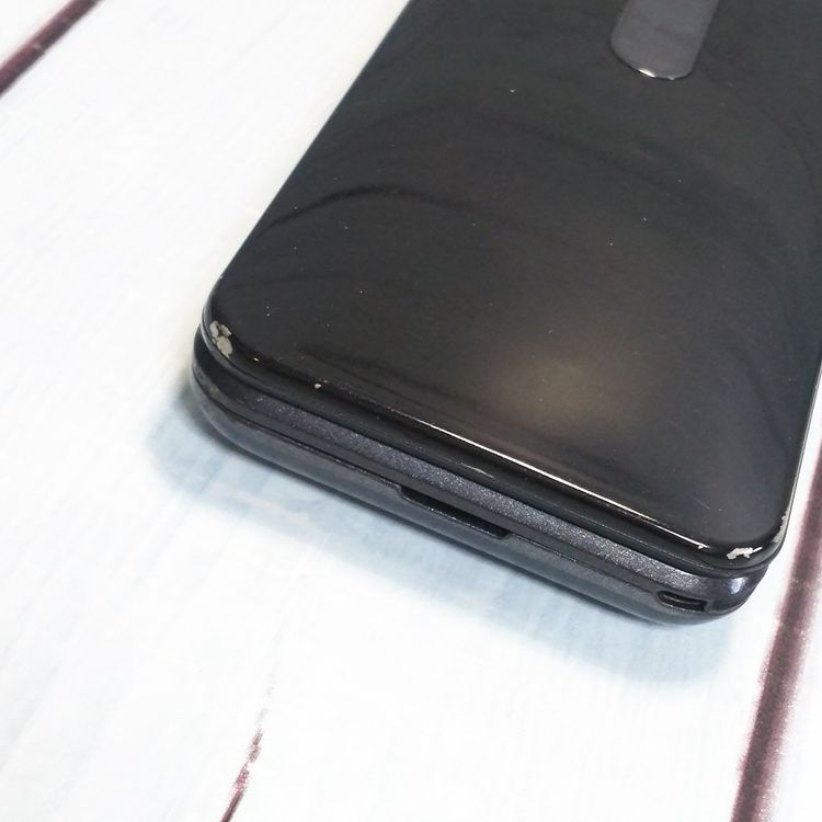 KYOCERA au GRATINA 4G BLACK KYF31  969