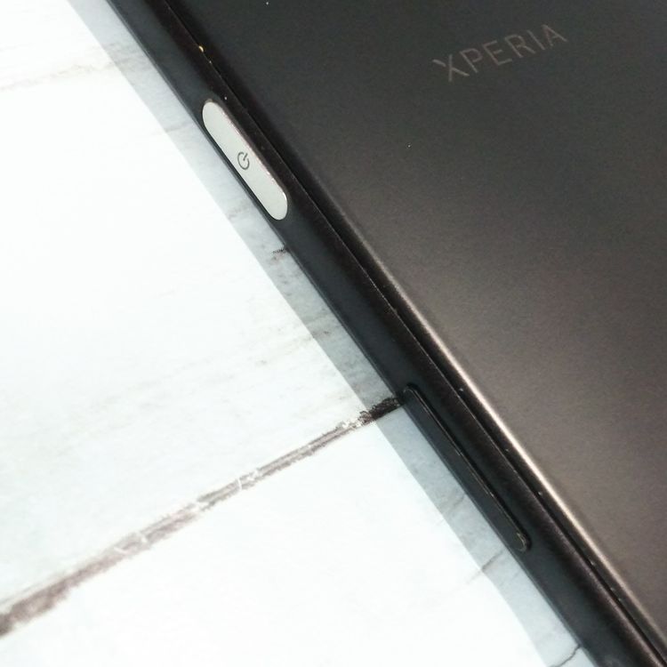 SONY Xperia XZs SOV35 au �֥�å�  090