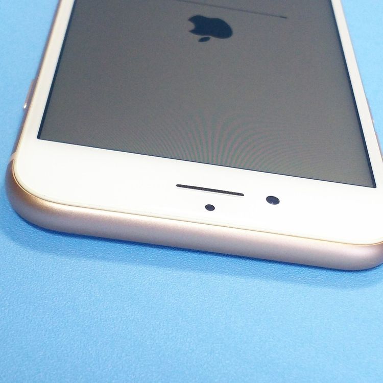 au iPhone8 64GB �������  059