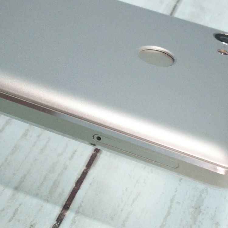 FREETEL RAIJIN �ۥ磻�� ���  452