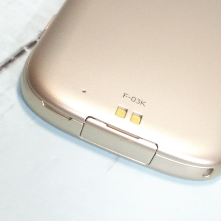 docomo F-03K ������� �餯�餯���ޡ��ȥե��� me  197