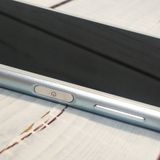 au Xperia 8 SOV42 �֥롼  986