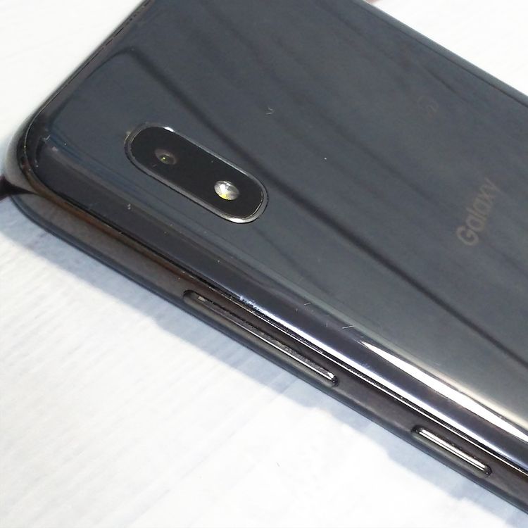 au Galaxy A20 SCV46 Black  852