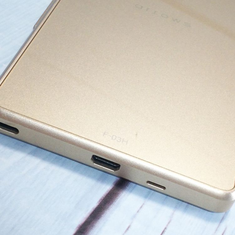 docomo arrows SV F-03H Gold �������  076