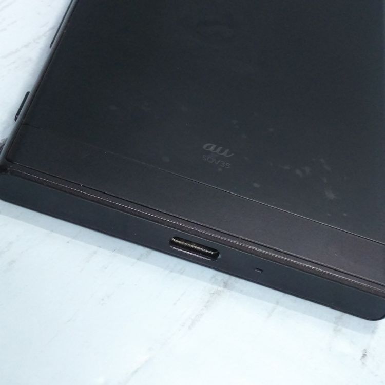 SONY Xperia XZs SOV35 au �֥�å�  592