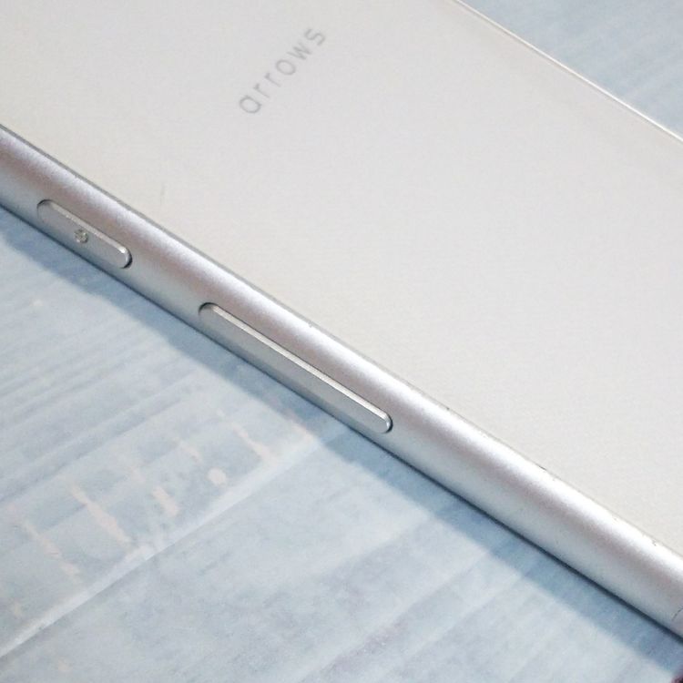 docomo arrows SV F-03H White  277