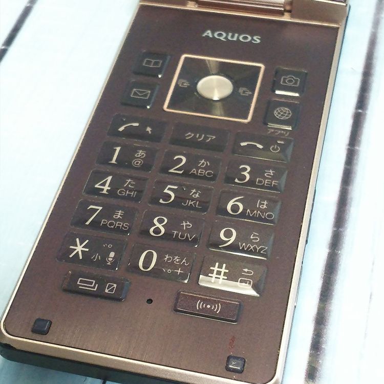 SHARP au AQUOS K SHF32 ����С� �֥饦��  059