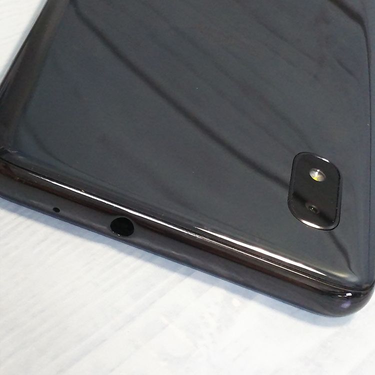 au Galaxy A20 SCV46 Black  010