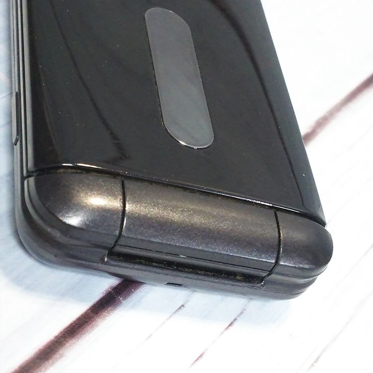 KYOCERA au GRATINA 4G BLACK KYF31  345