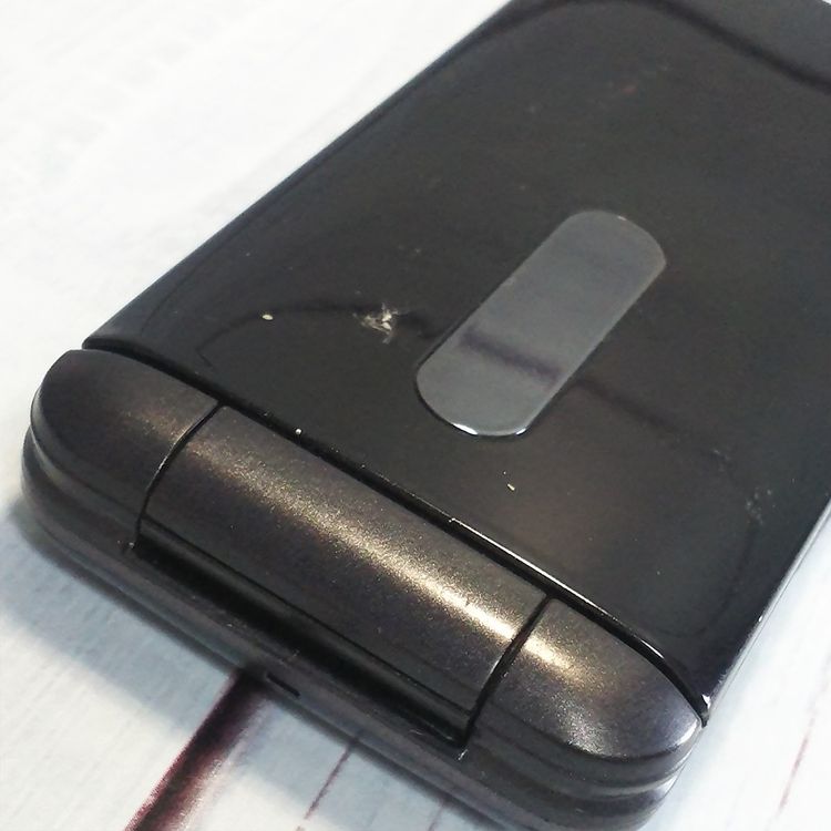 KYOCERA au GRATINA 4G BLACK KYF31  230