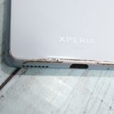 au Xperia 8 SOV42 �֥롼  467