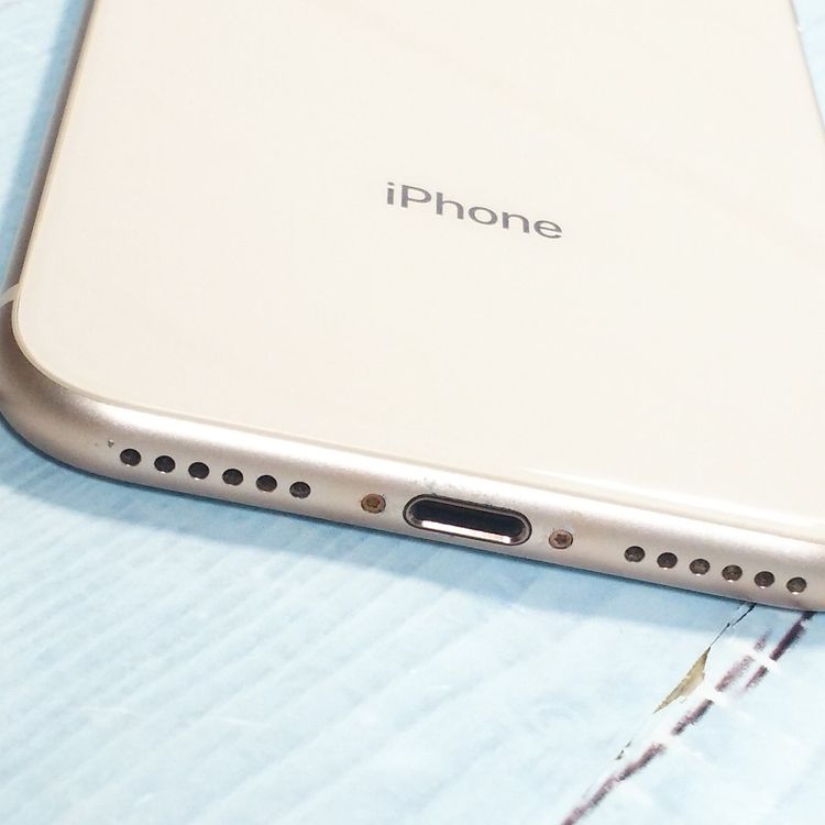SoftBank iPhone8 64GB �������  972